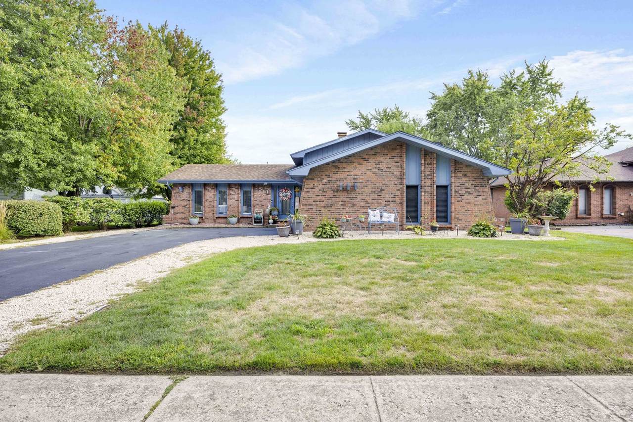 1943 182nd Street - Photo 1