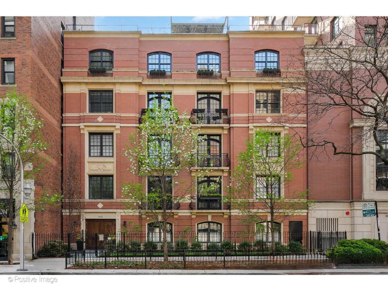 1112 Dearborn Street - Photo 1