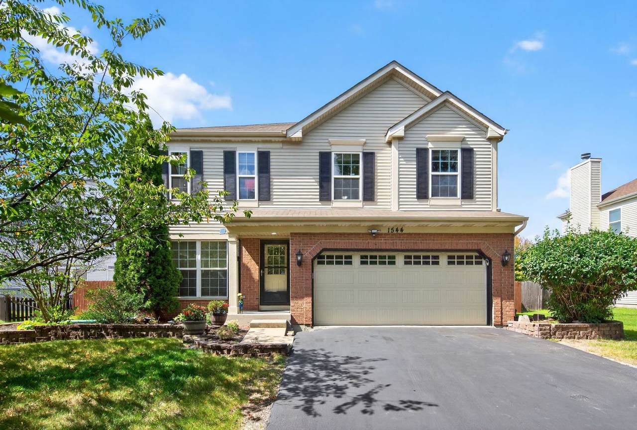 1544 Suncrest Lane - Photo 1