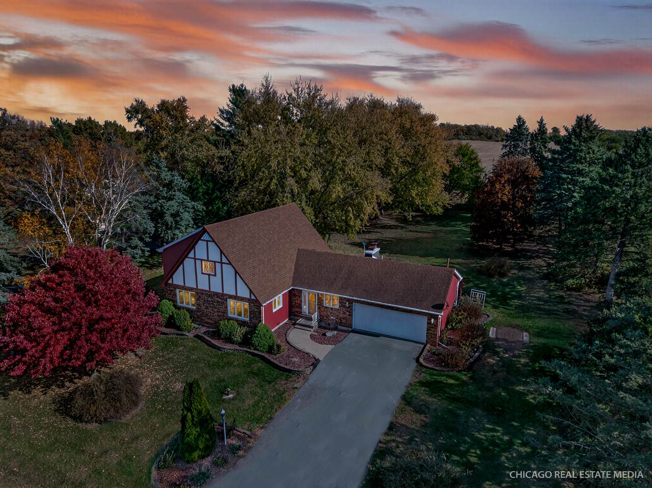 19N053 Felsmith Road - Photo 1