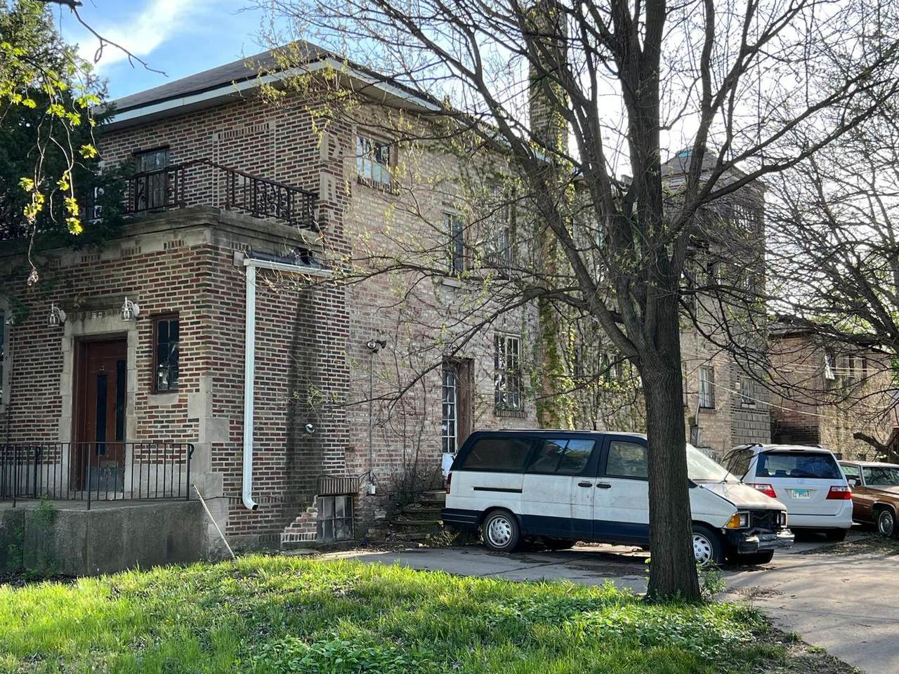 1718 6th Avenue - Photo 1