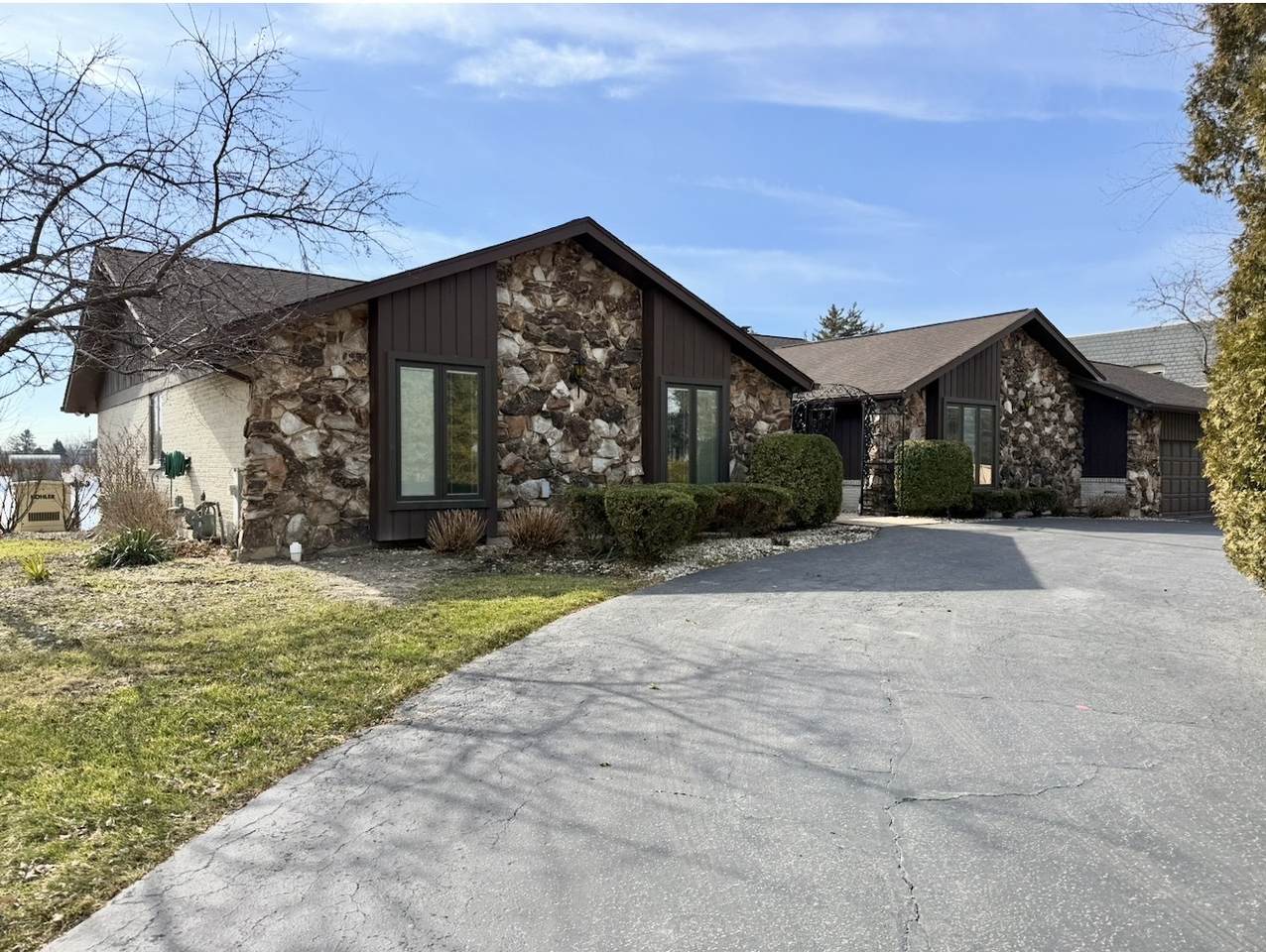 9630 Reding Circle - Photo 1