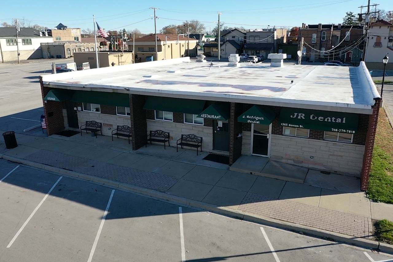 1361 Benton Street - Photo 1