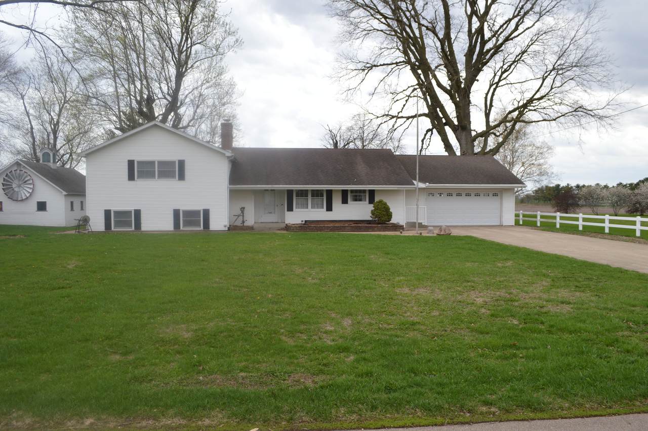 708 Thompson Street - Photo 1