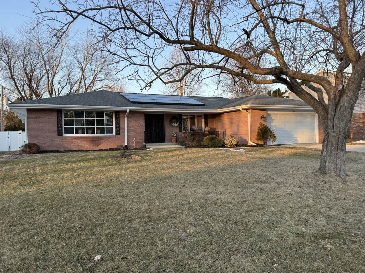 5766 Hoylake Drive - Photo 1