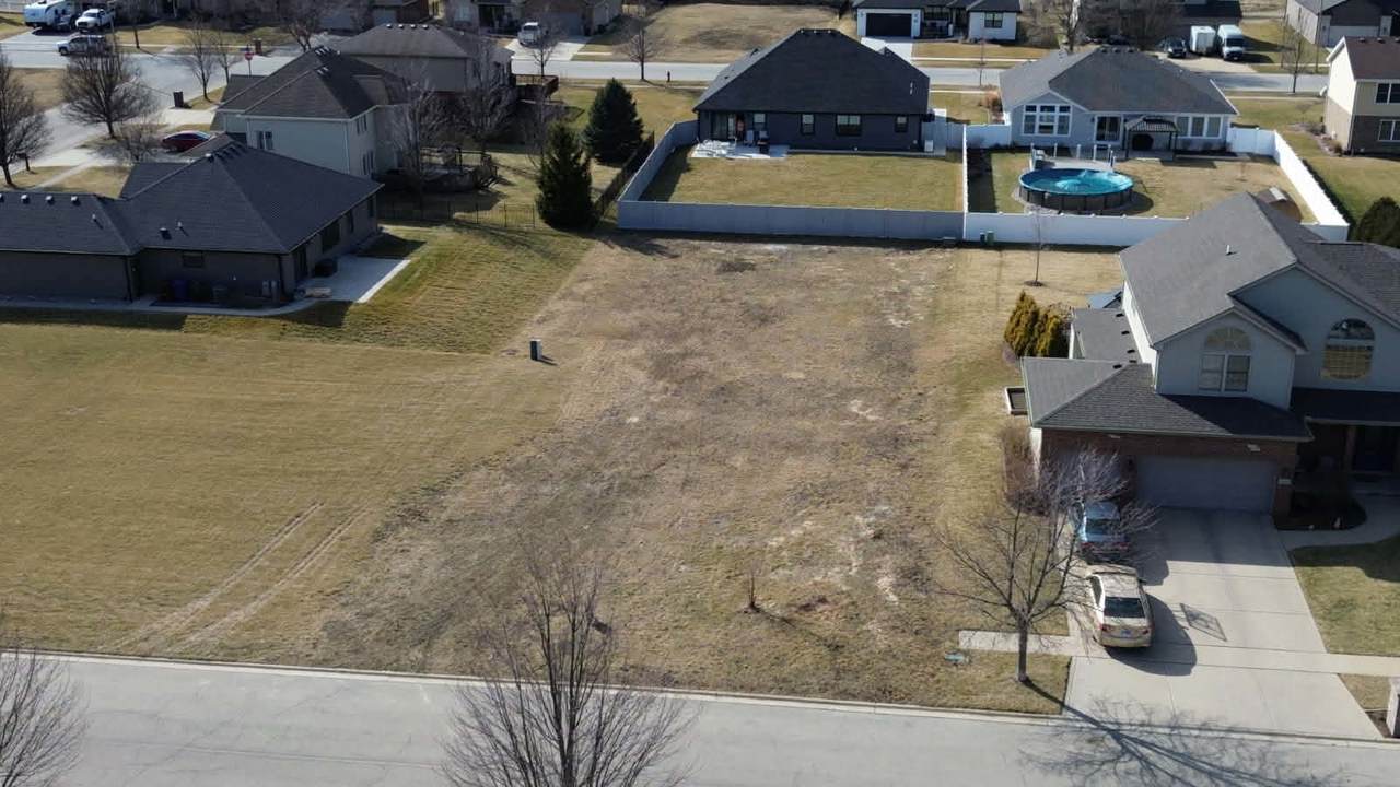 114 Hickory Street - Photo 1