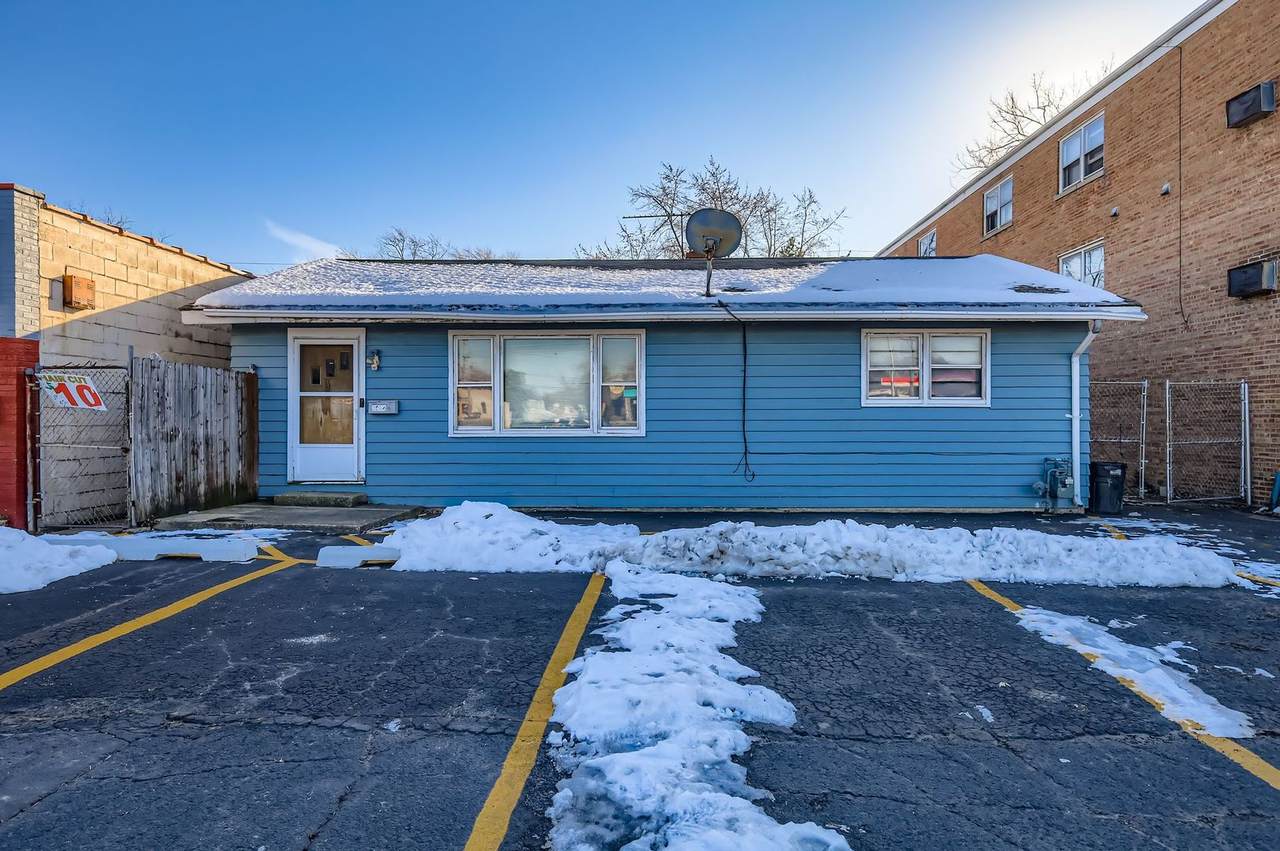 305 1/2 North Avenue - Photo 1