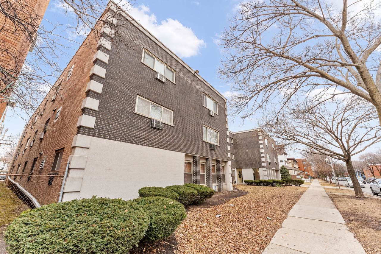 914 Austin Boulevard - Photo 1