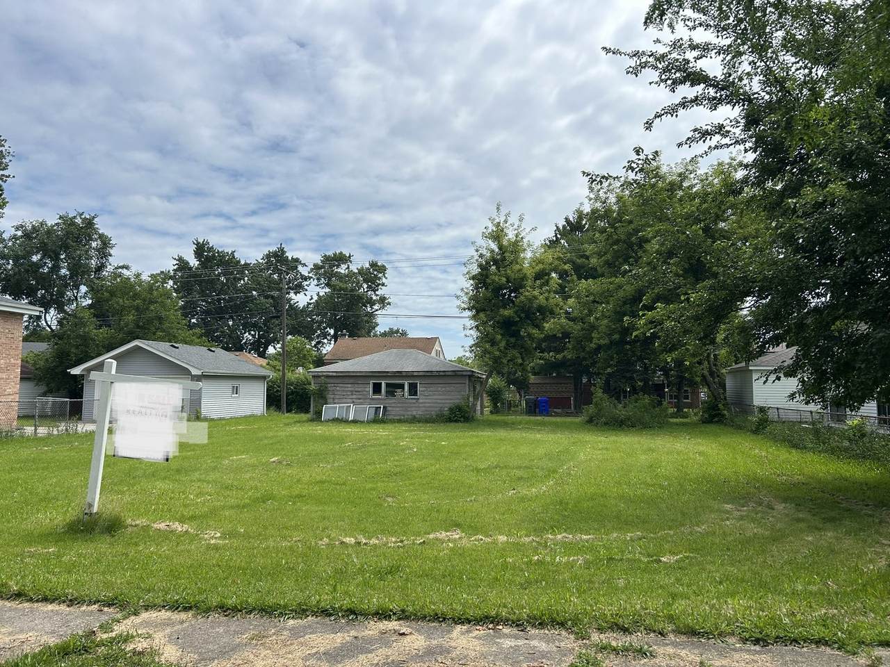 4223 Elm Avenue - Photo 1