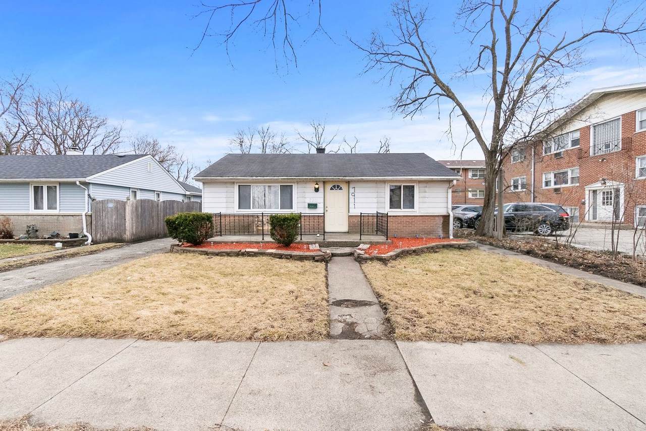 7911 45th Street - Photo 1