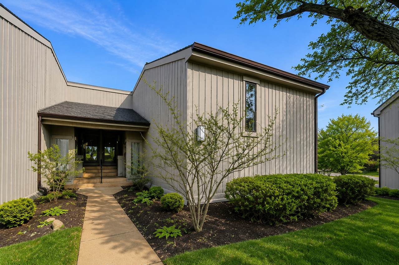 83 Thornhill Lane - Photo 1