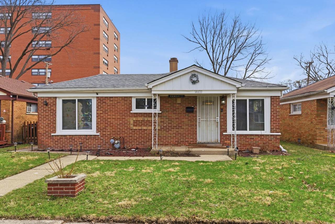 14633 Edbrooke Avenue - Photo 1