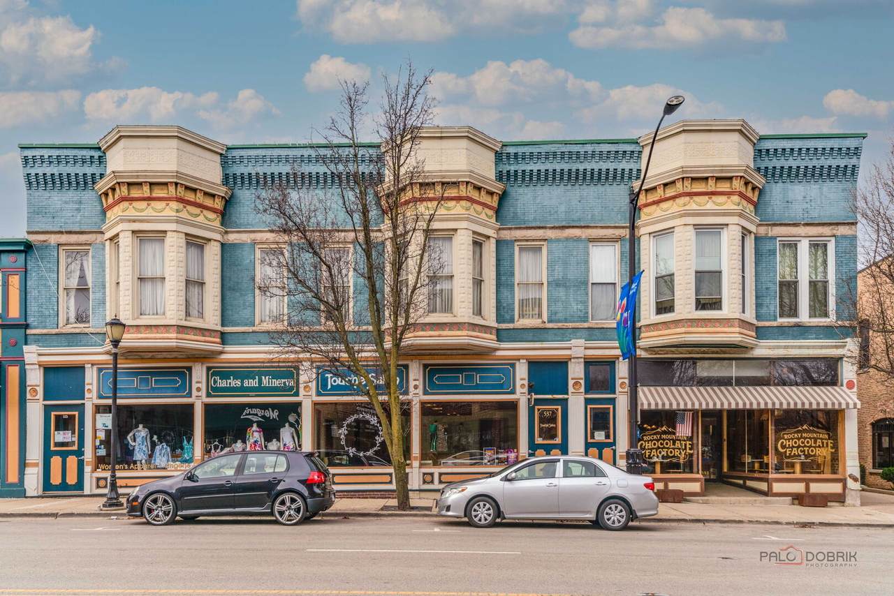 537 Milwaukee Avenue - Photo 1