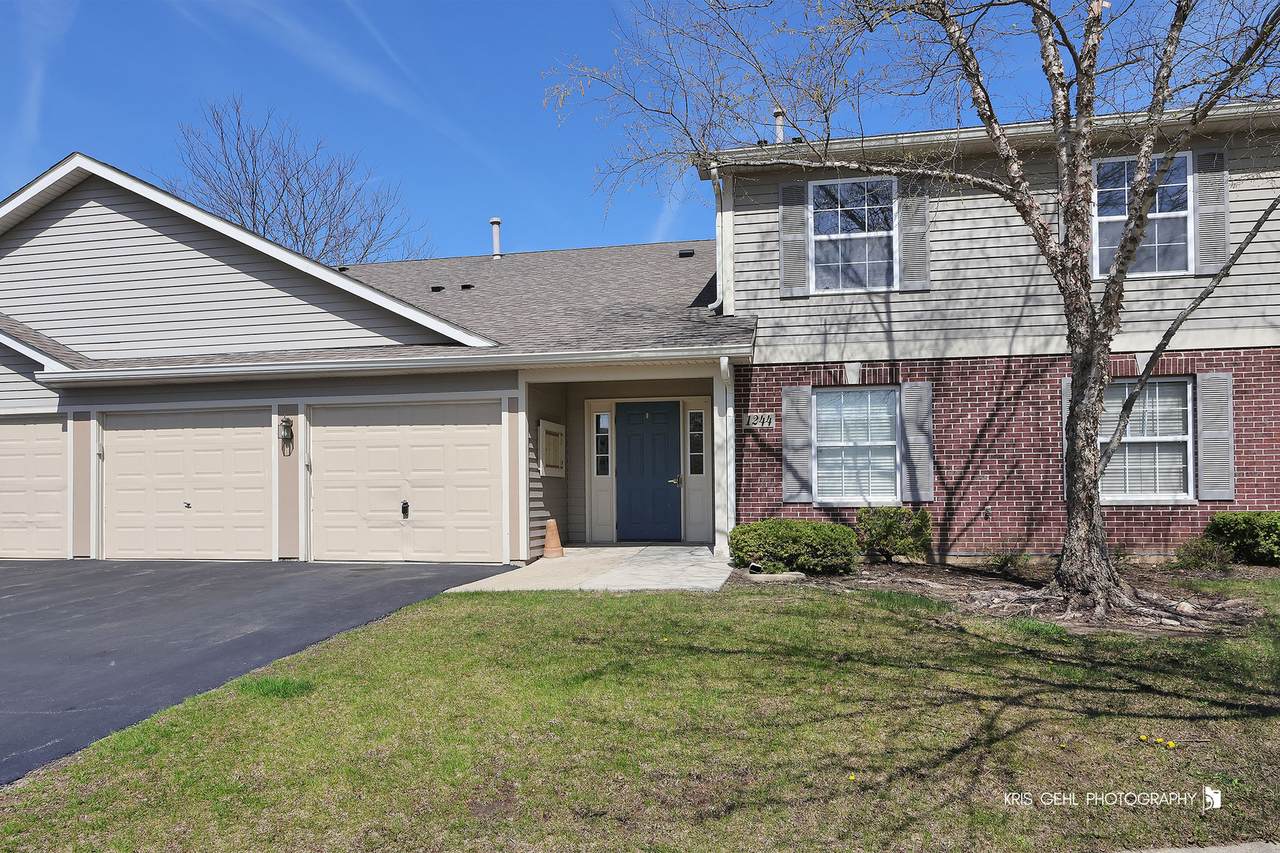 1244 Red Oak Circle - Photo 1