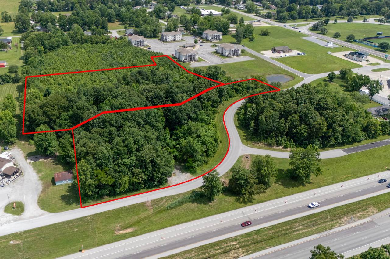 1130 Pin Oak Drive - Photo 1