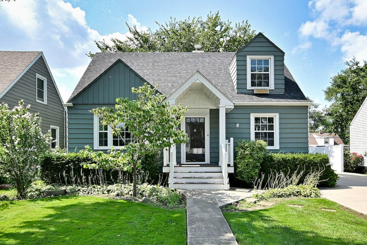 1034 Saylor Avenue - Photo 1