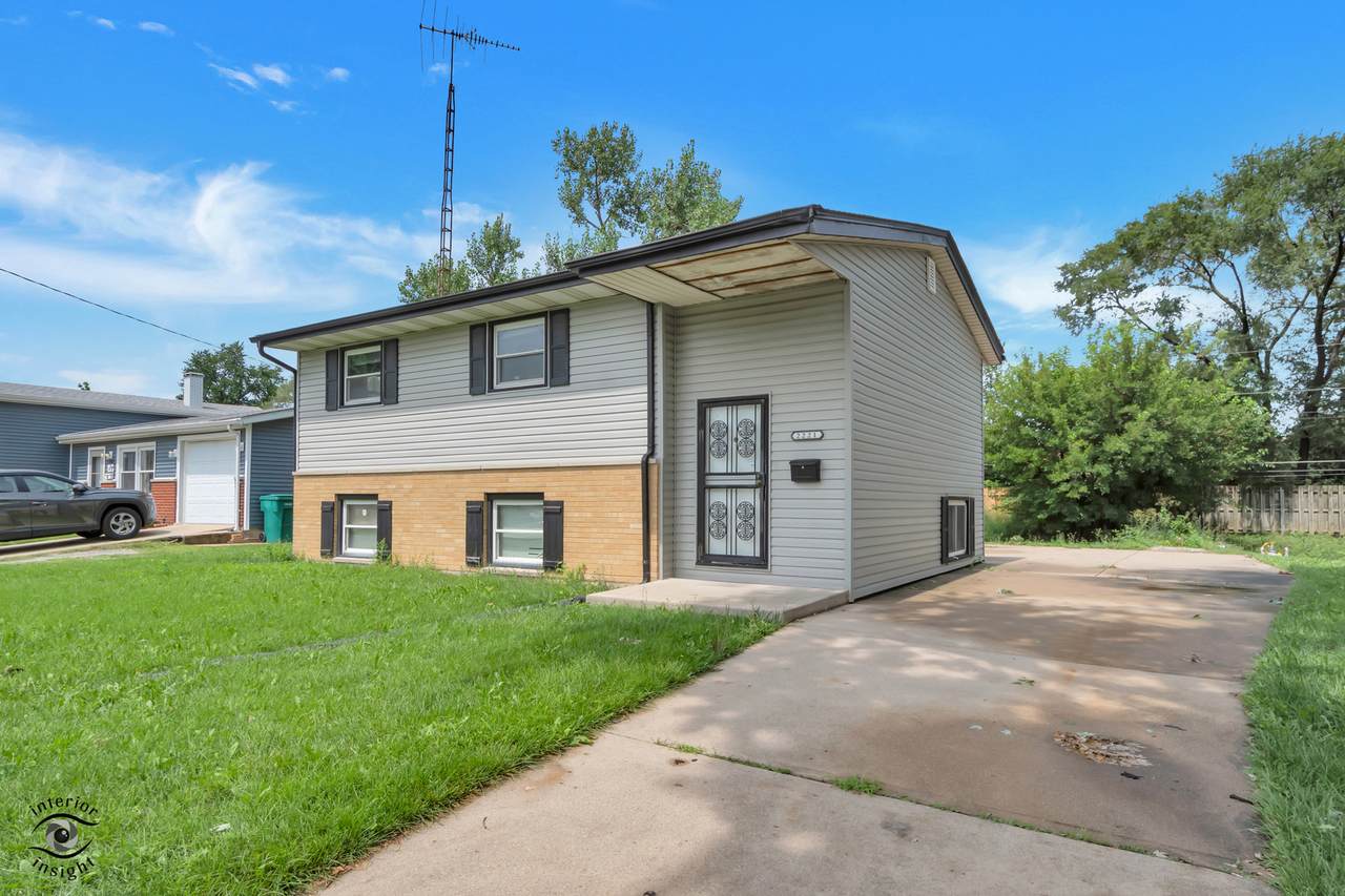 2221 Francine Avenue - Photo 1