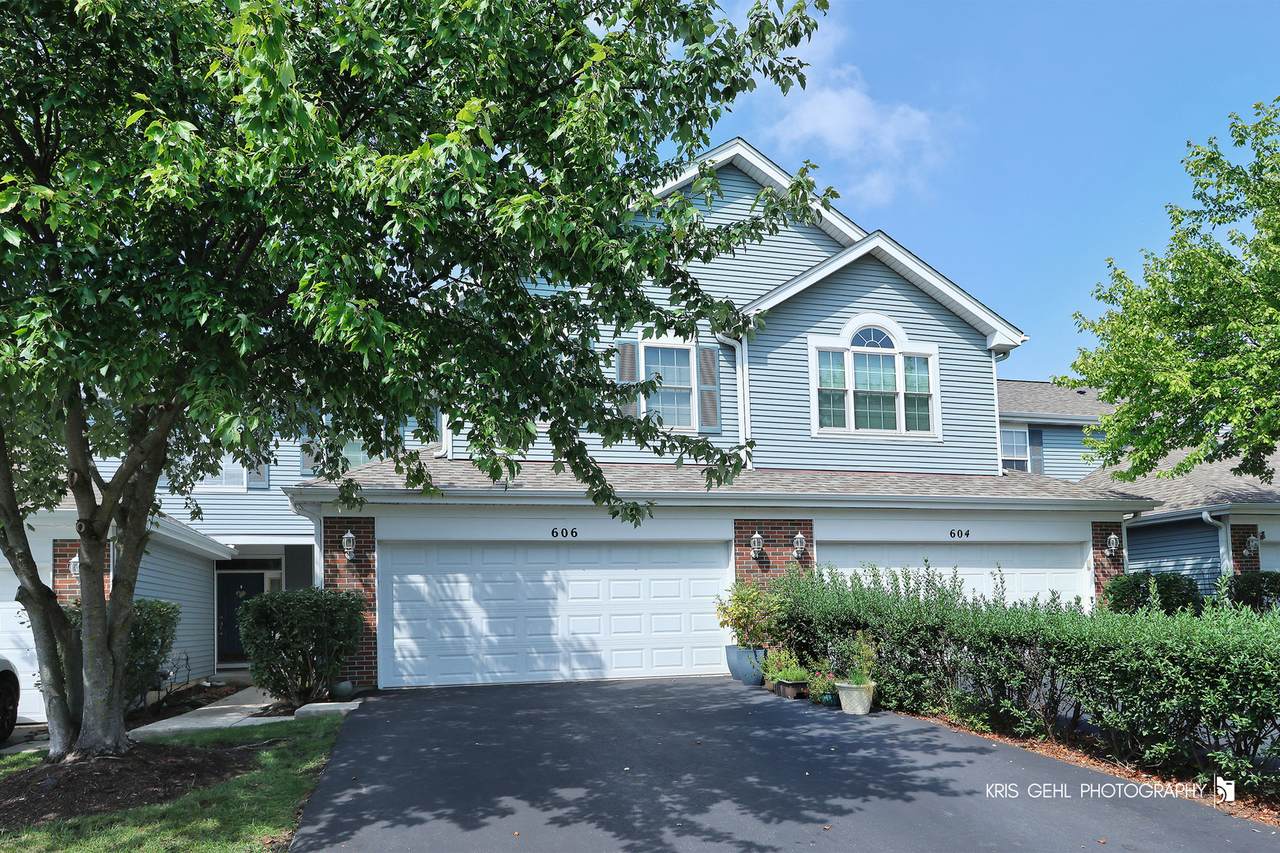 606 Howard Avenue - Photo 1