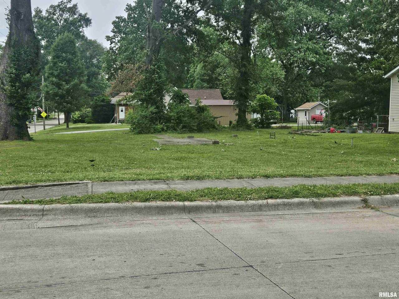 0000 Duquoin Street - Photo 1