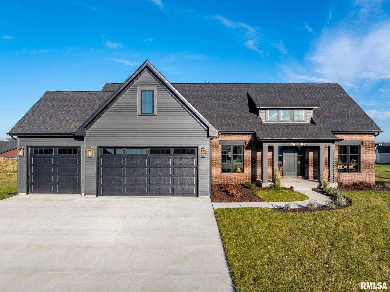 5167 Lakeside Court - Photo 1
