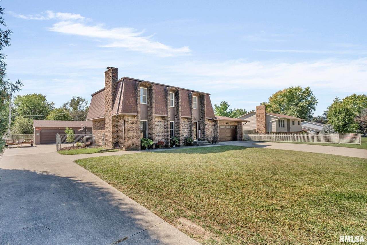 107 Hilltop Street - Photo 1