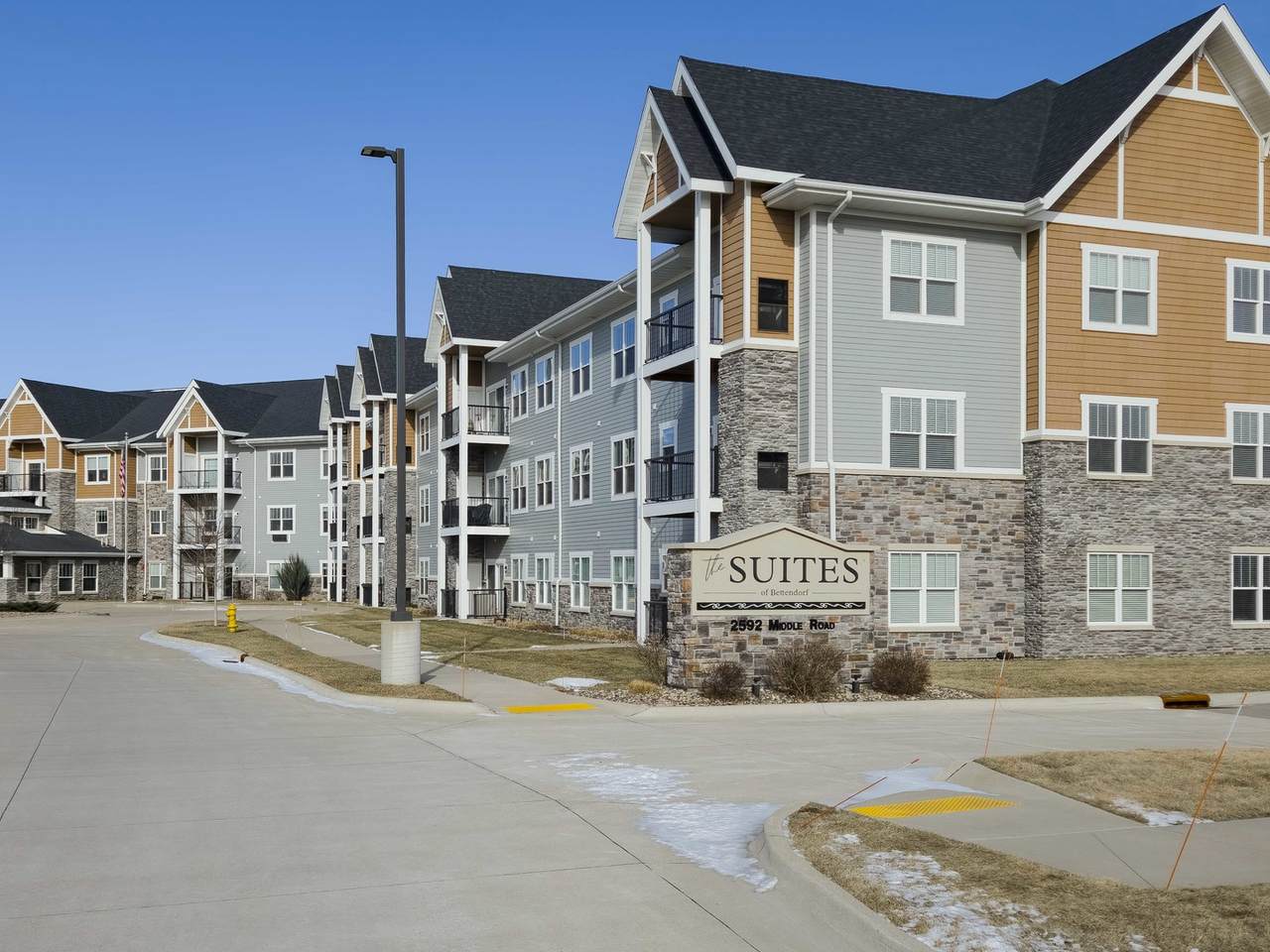 2592 Middle Road - Photo 1