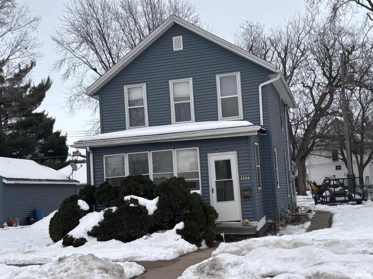2225 Pershing Boulevard - Photo 1