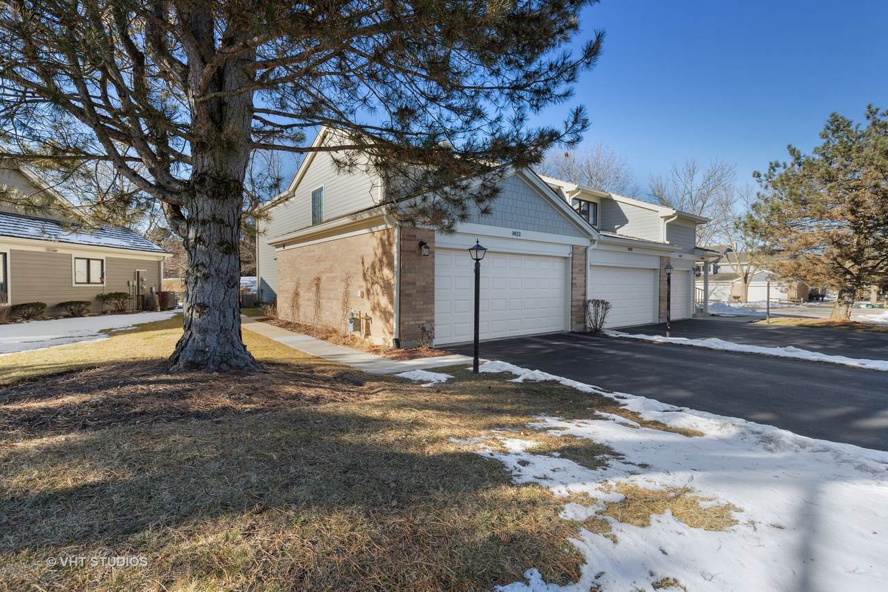 1422 James Court - Photo 1