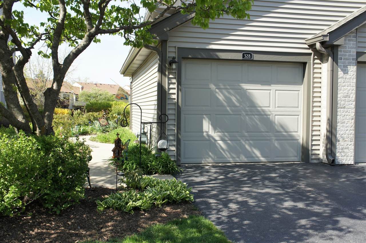 328 Grissom Court - Photo 1