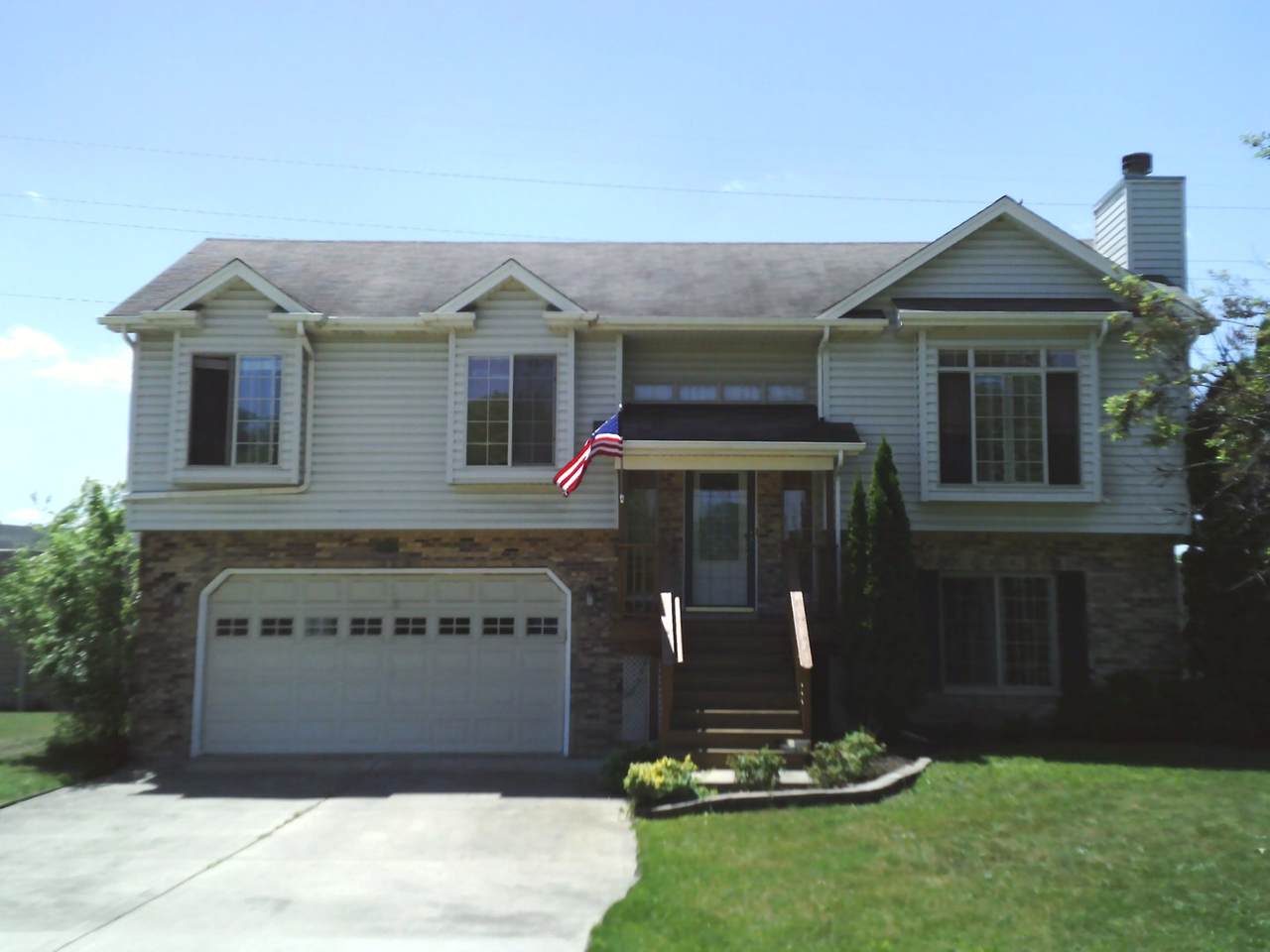 184 Park Court - Photo 1