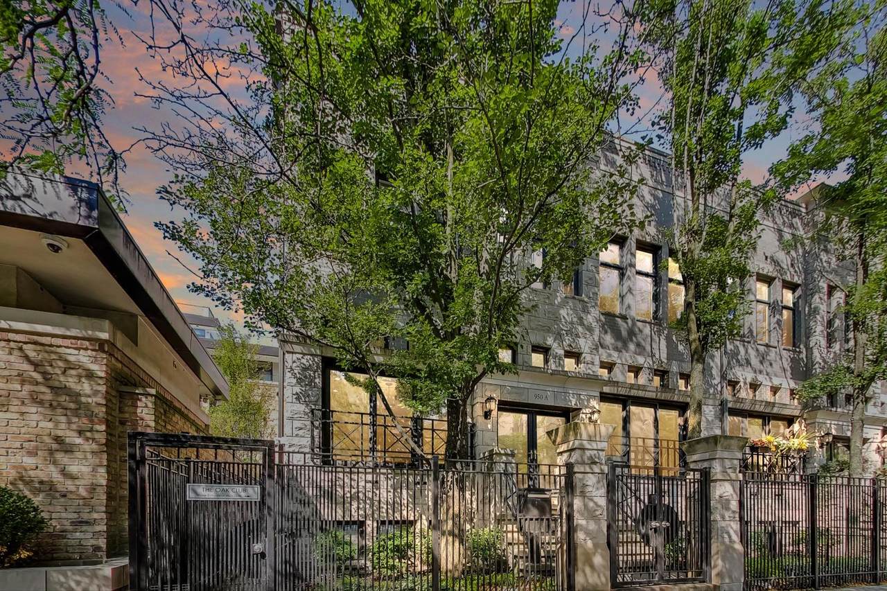 950 Clark Street - Photo 1