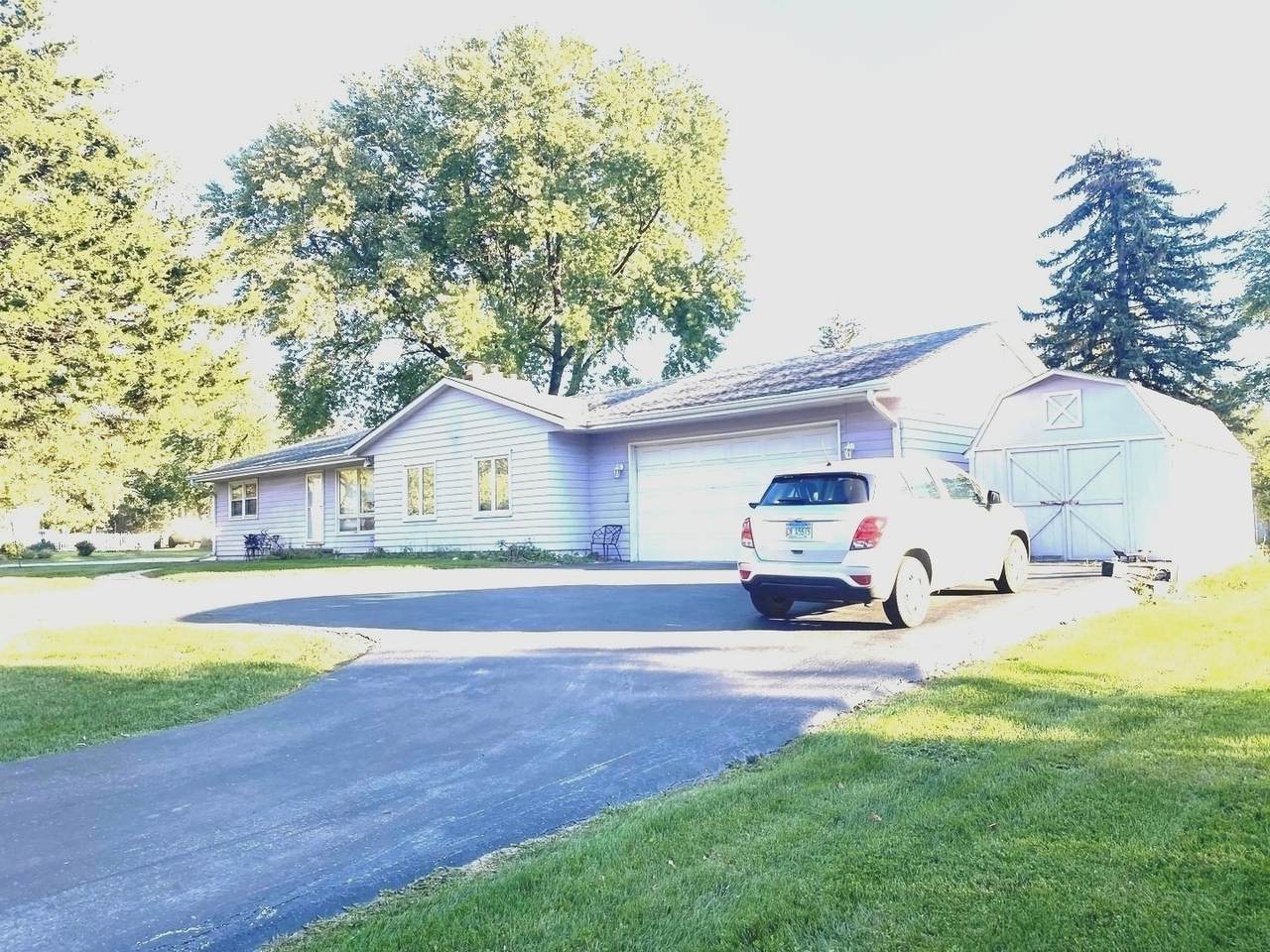 19W675 99th Street - Photo 1