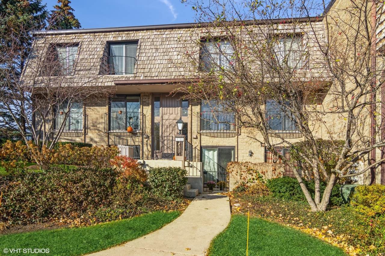1711 Northfield Square - Photo 1