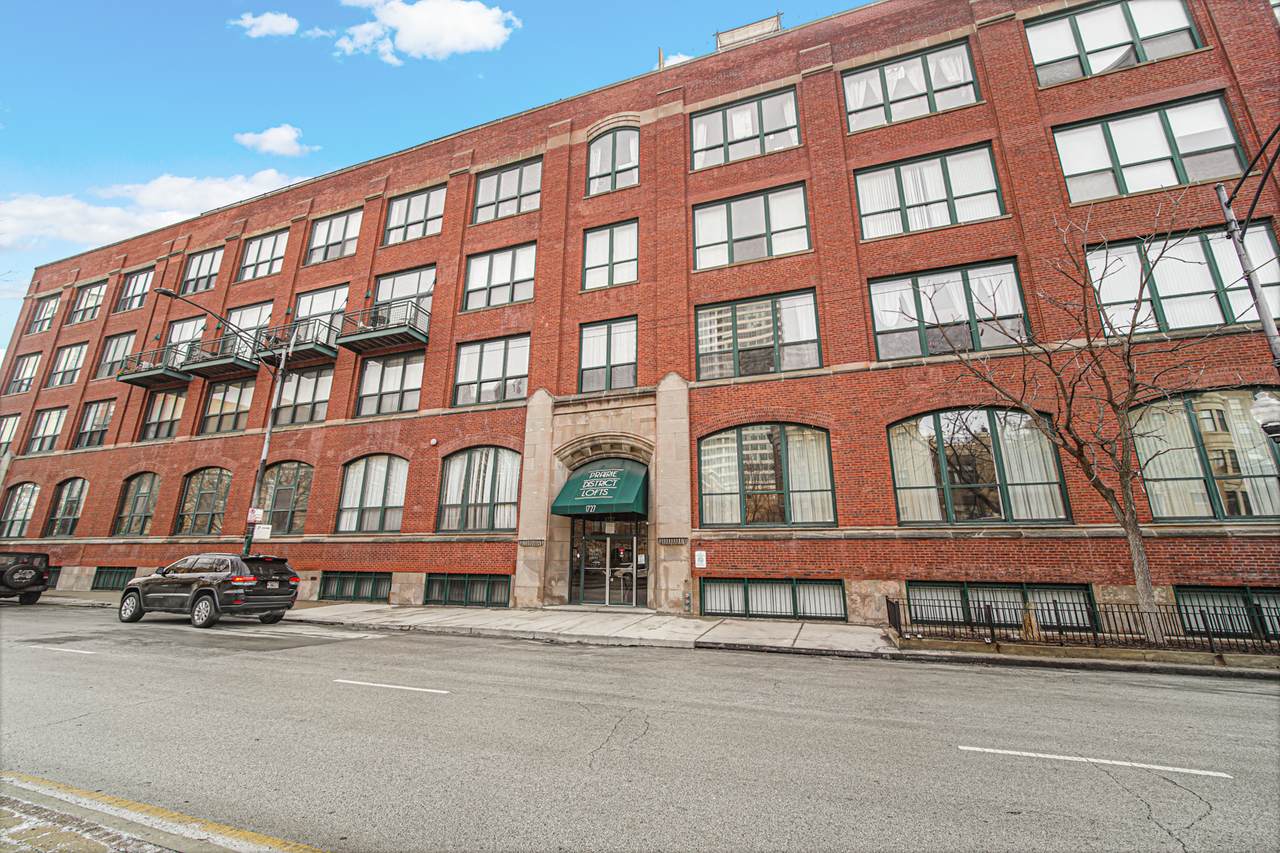 1727 Indiana Avenue - Photo 1
