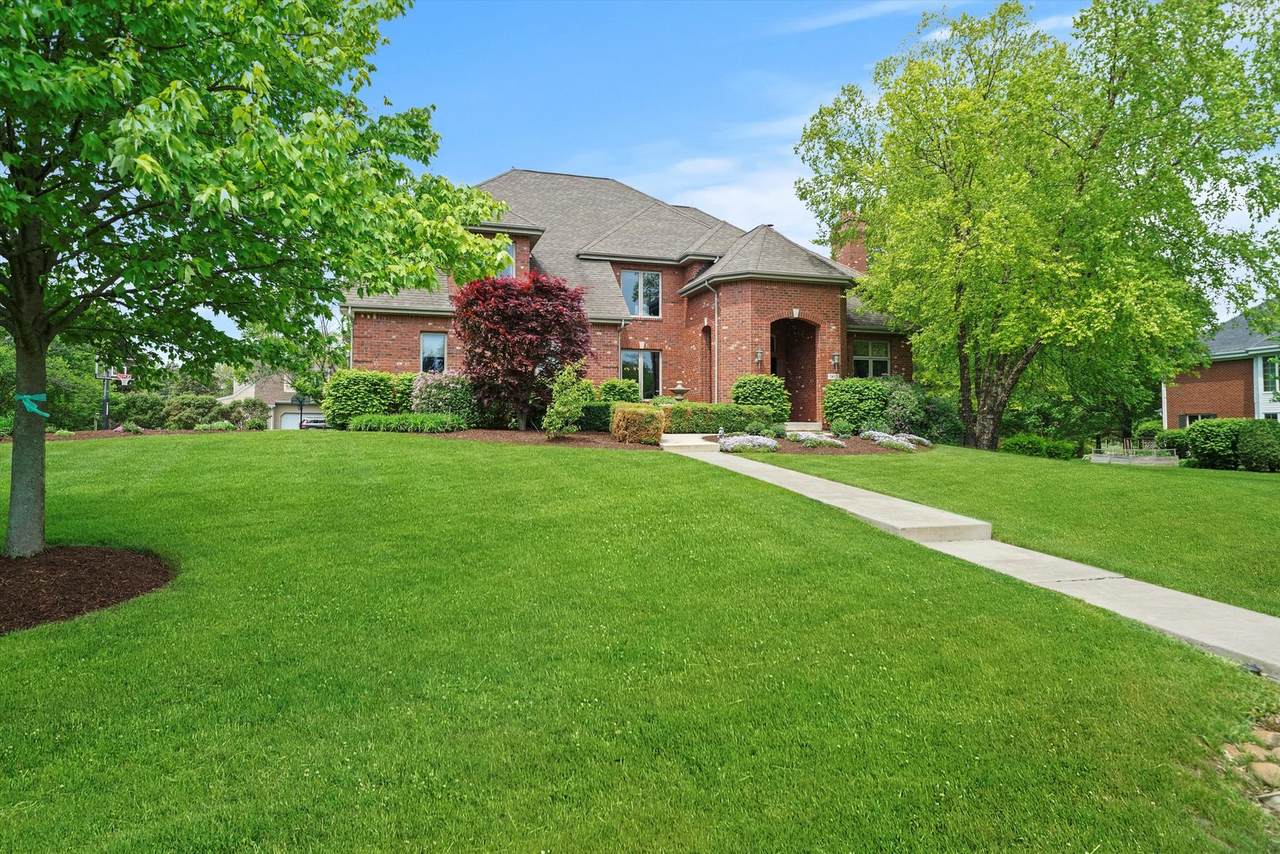 905 Huntsmoor Drive - Photo 1