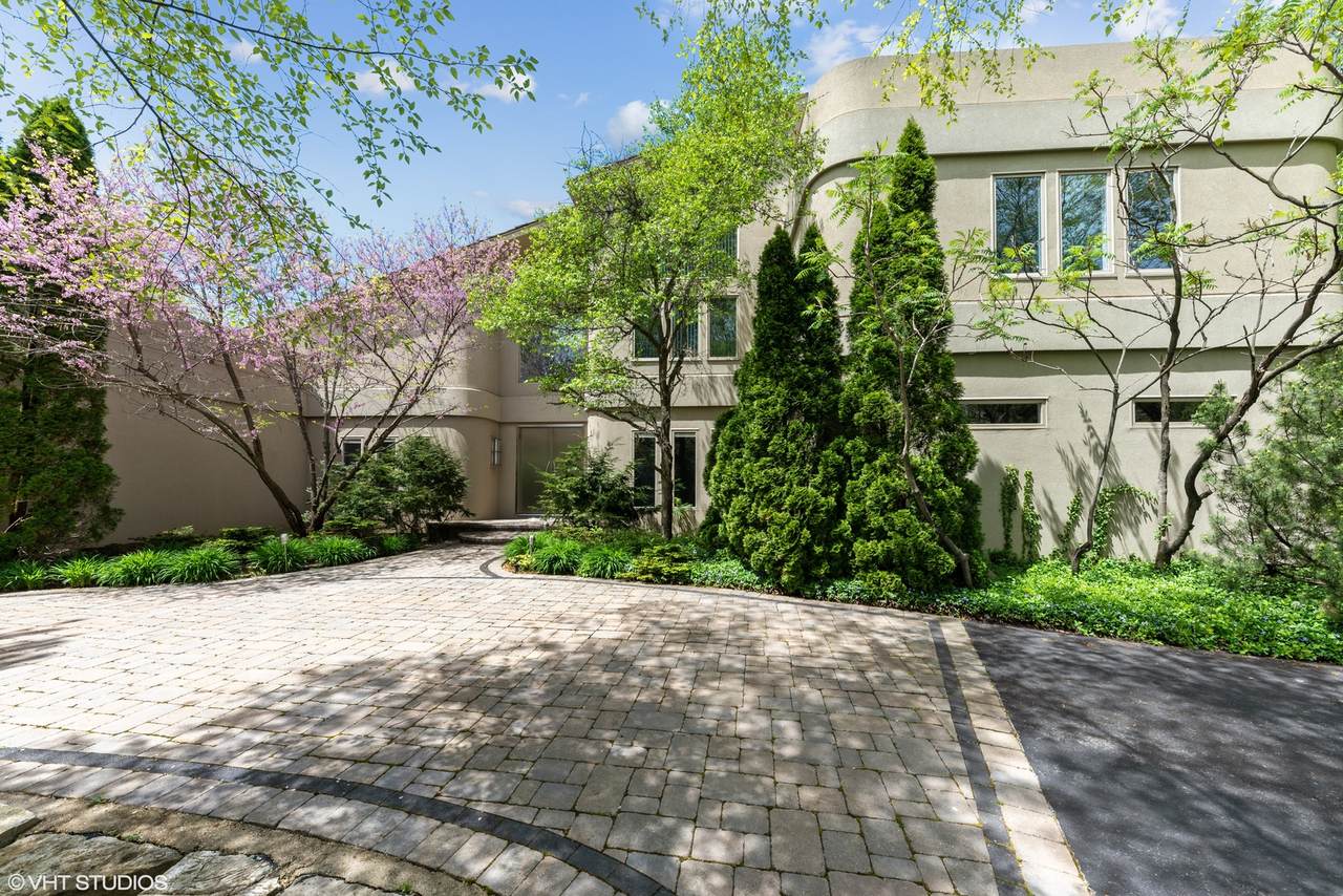 4536 Eleanor Drive - Photo 1