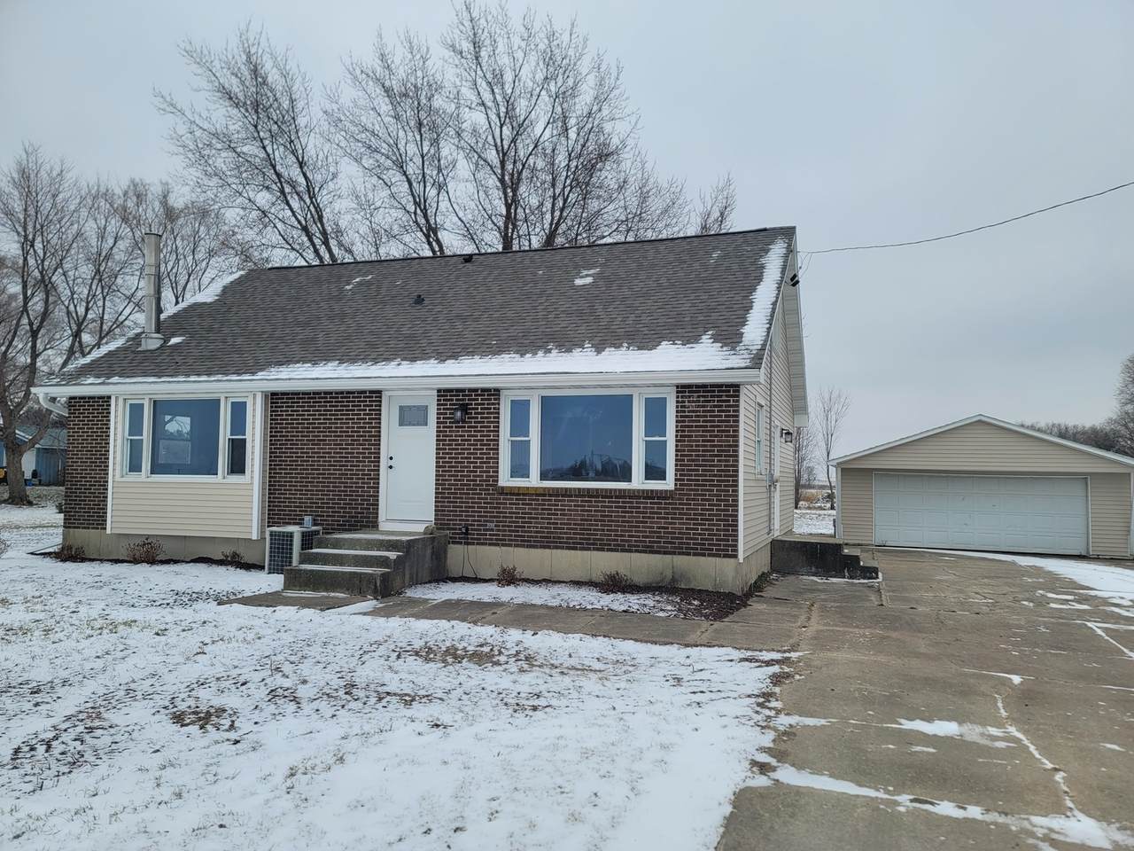 30849 Thome Road - Photo 1