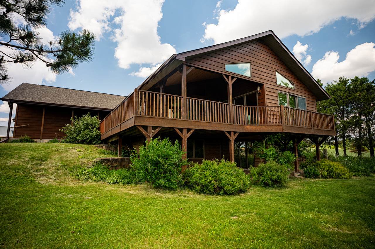 14578 Center Road - Photo 1