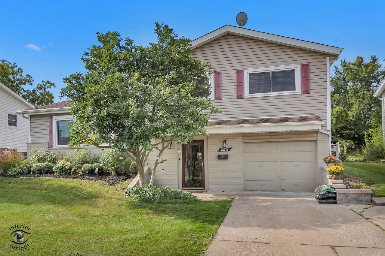 8838 Oakwood Drive - Photo 1