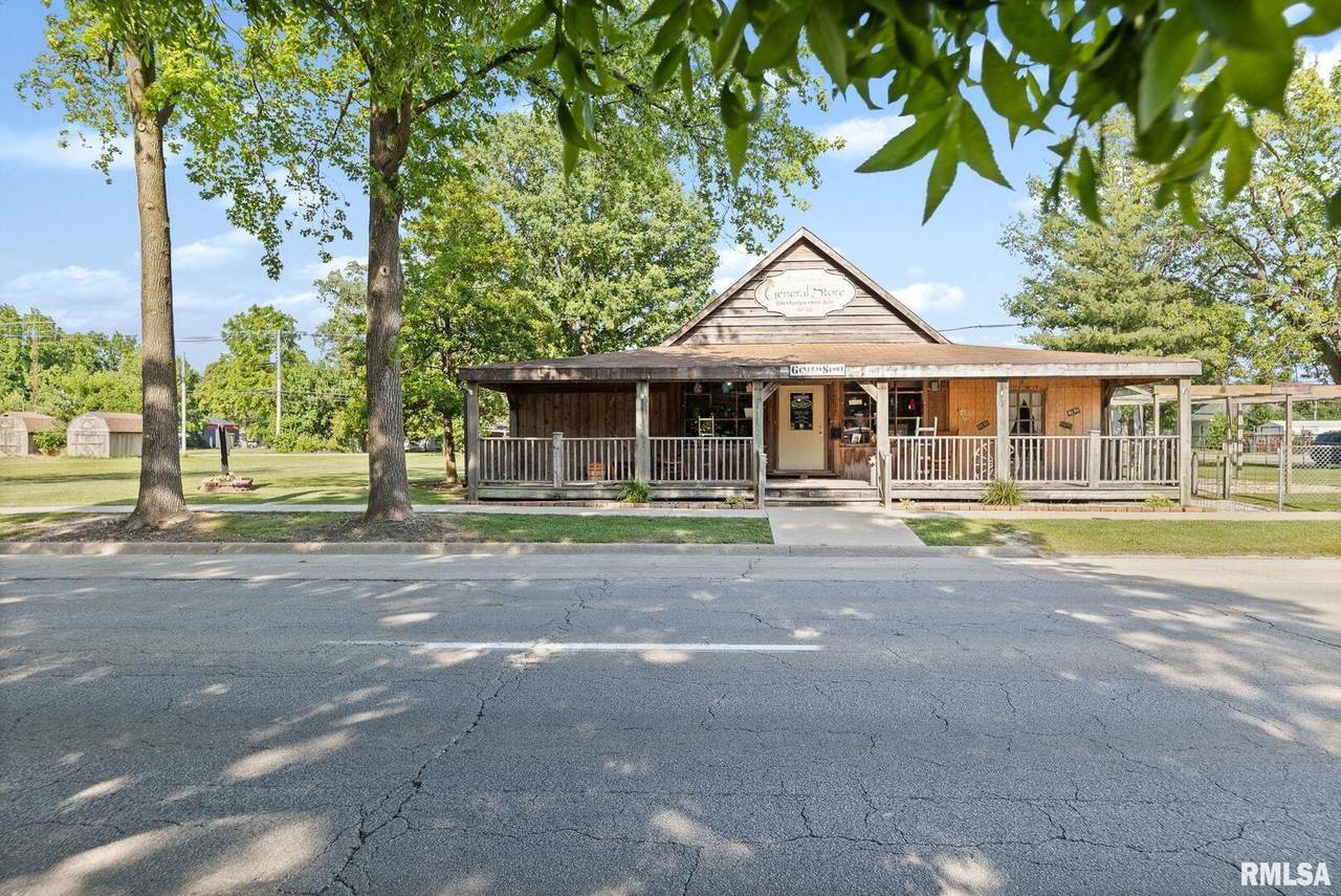 607 Poplar Street - Photo 1