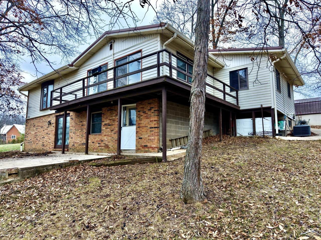 15981 Hillcrest Drive - Photo 1