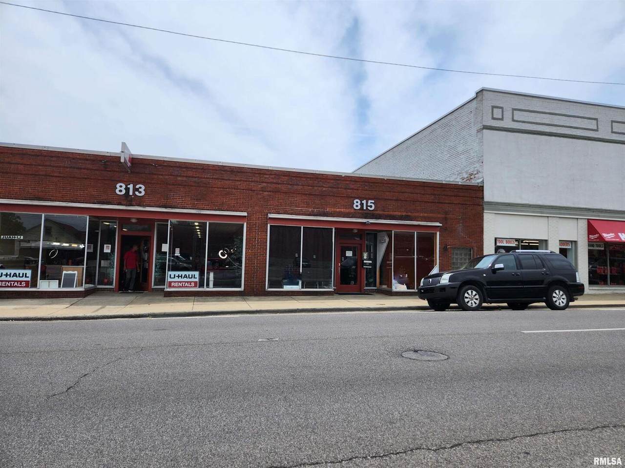 815-4 Broadway Street - Photo 1