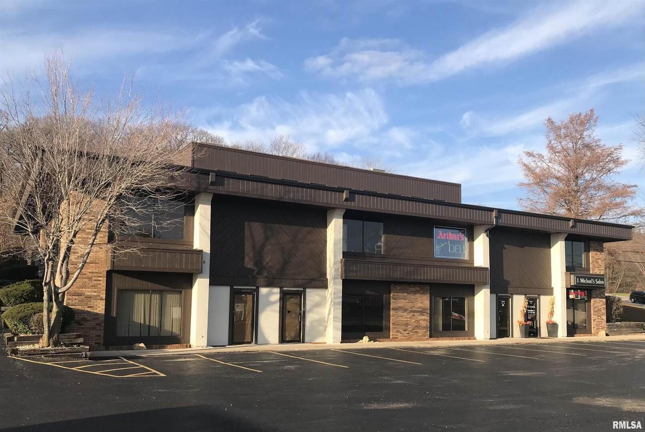 3727 Blackhawk Road - Photo 1