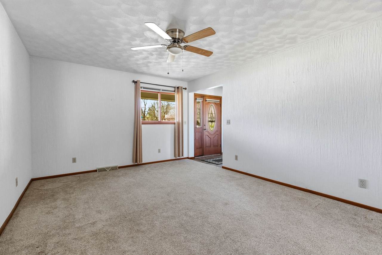 4704 9th Street - Photo 1