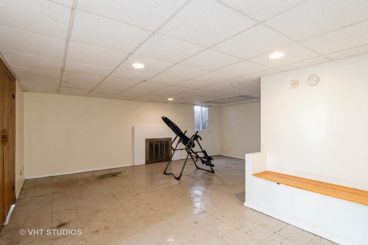 925 Pacific Avenue - Photo 1