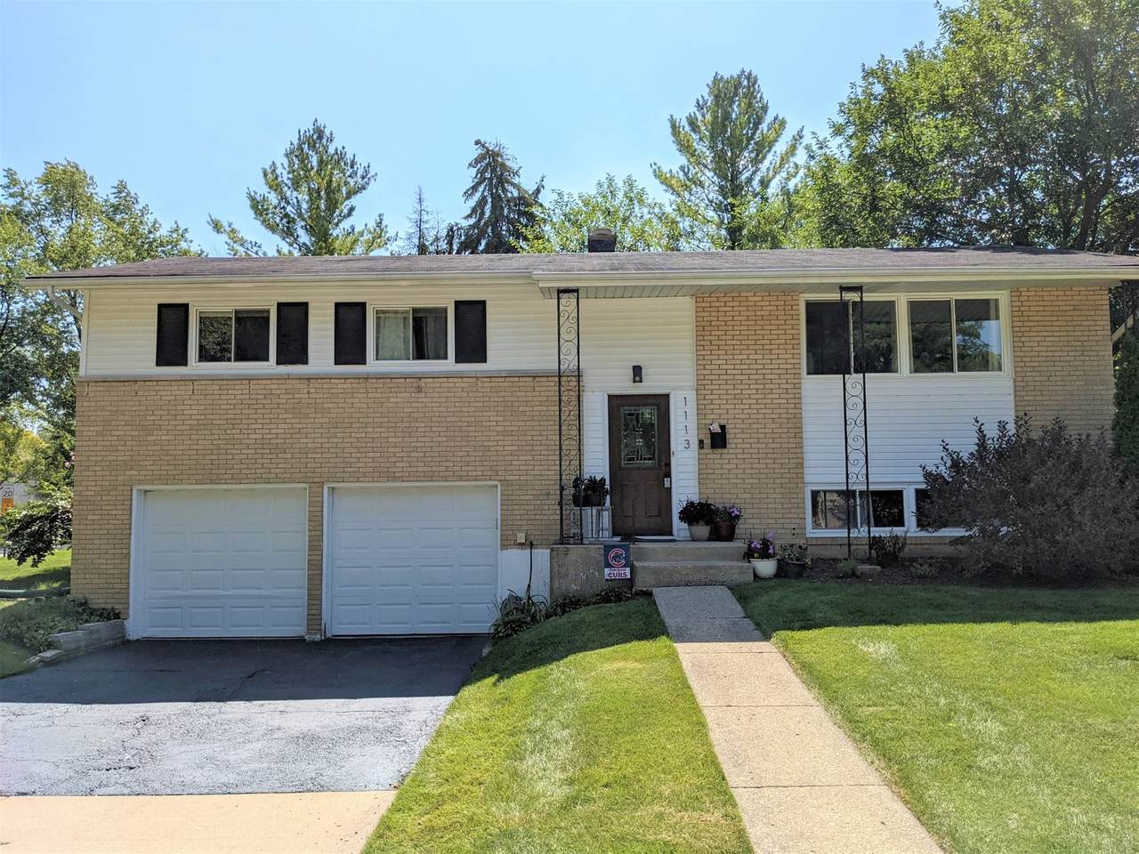 1113 Williams Drive - Photo 1