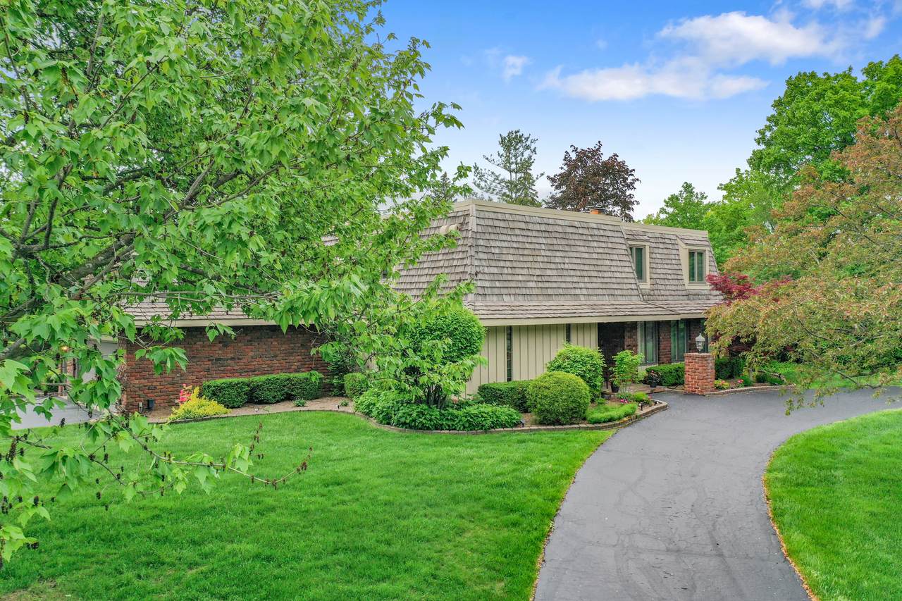 9 Hampton Drive - Photo 1