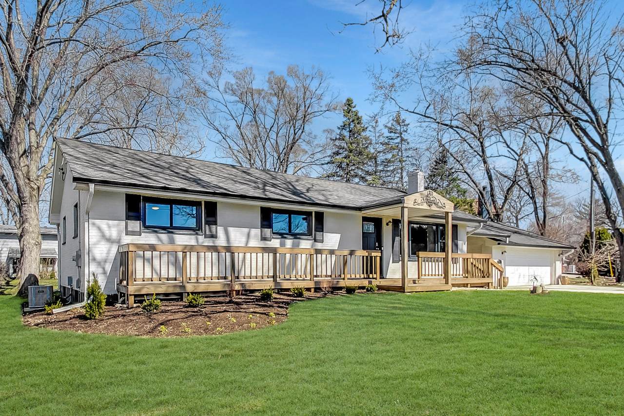 19306 West Shore Drive - Photo 1