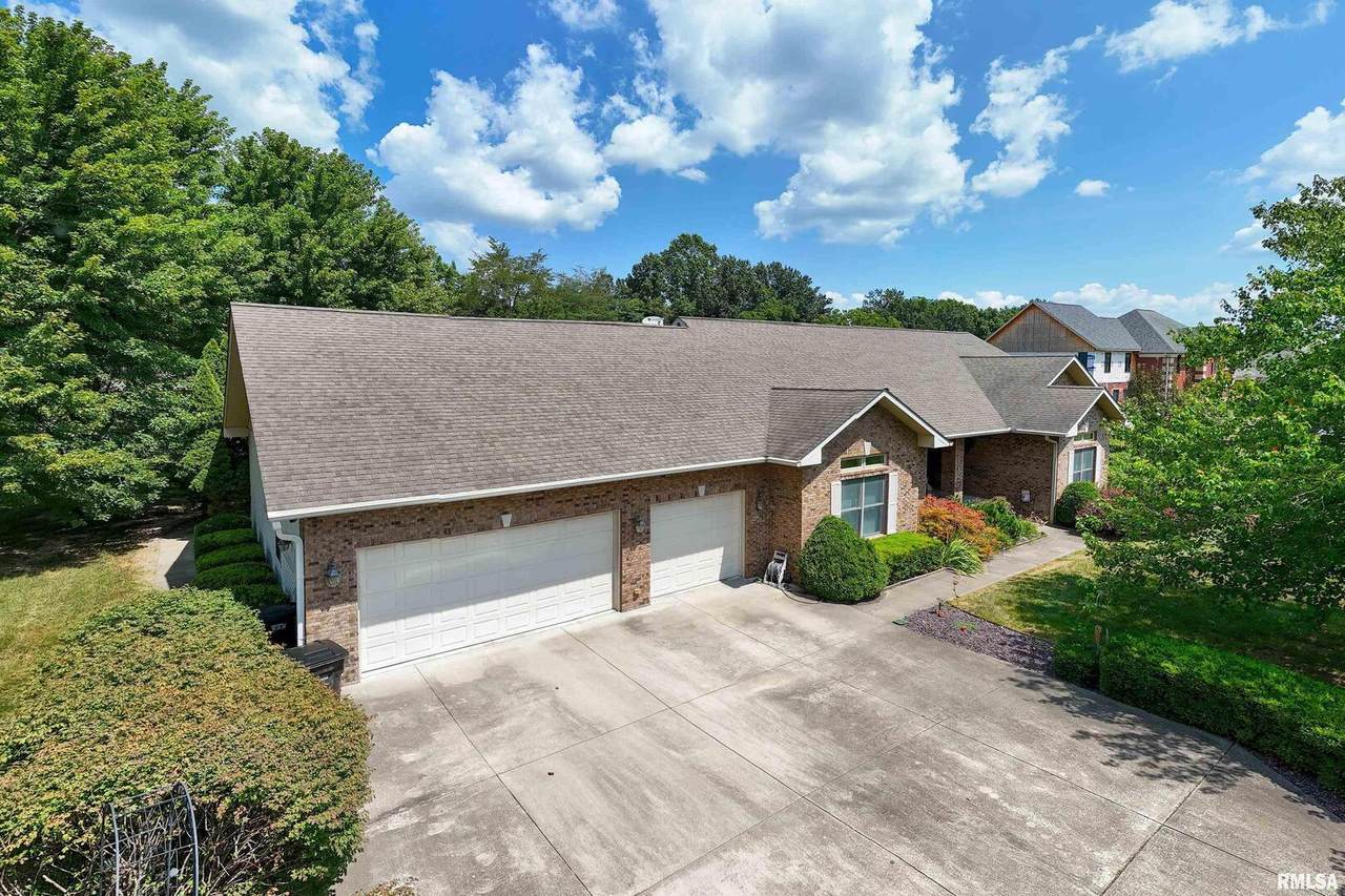 1410 Bradford Lane - Photo 1