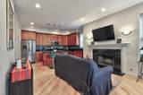4800 Saint Lawrence Avenue - Photo 6
